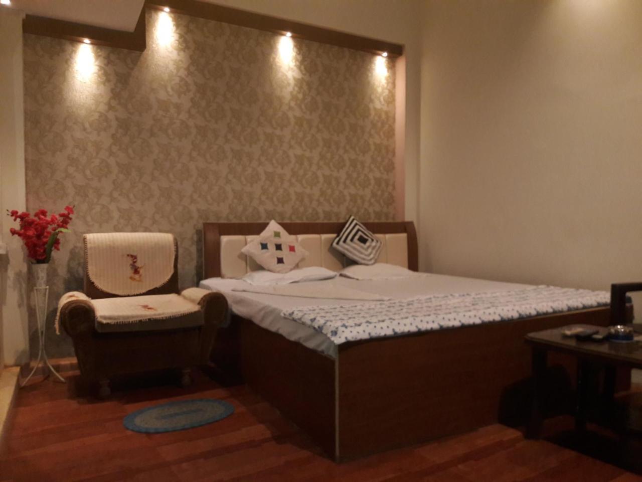 Buddha Guest House Bénarès Extérieur photo