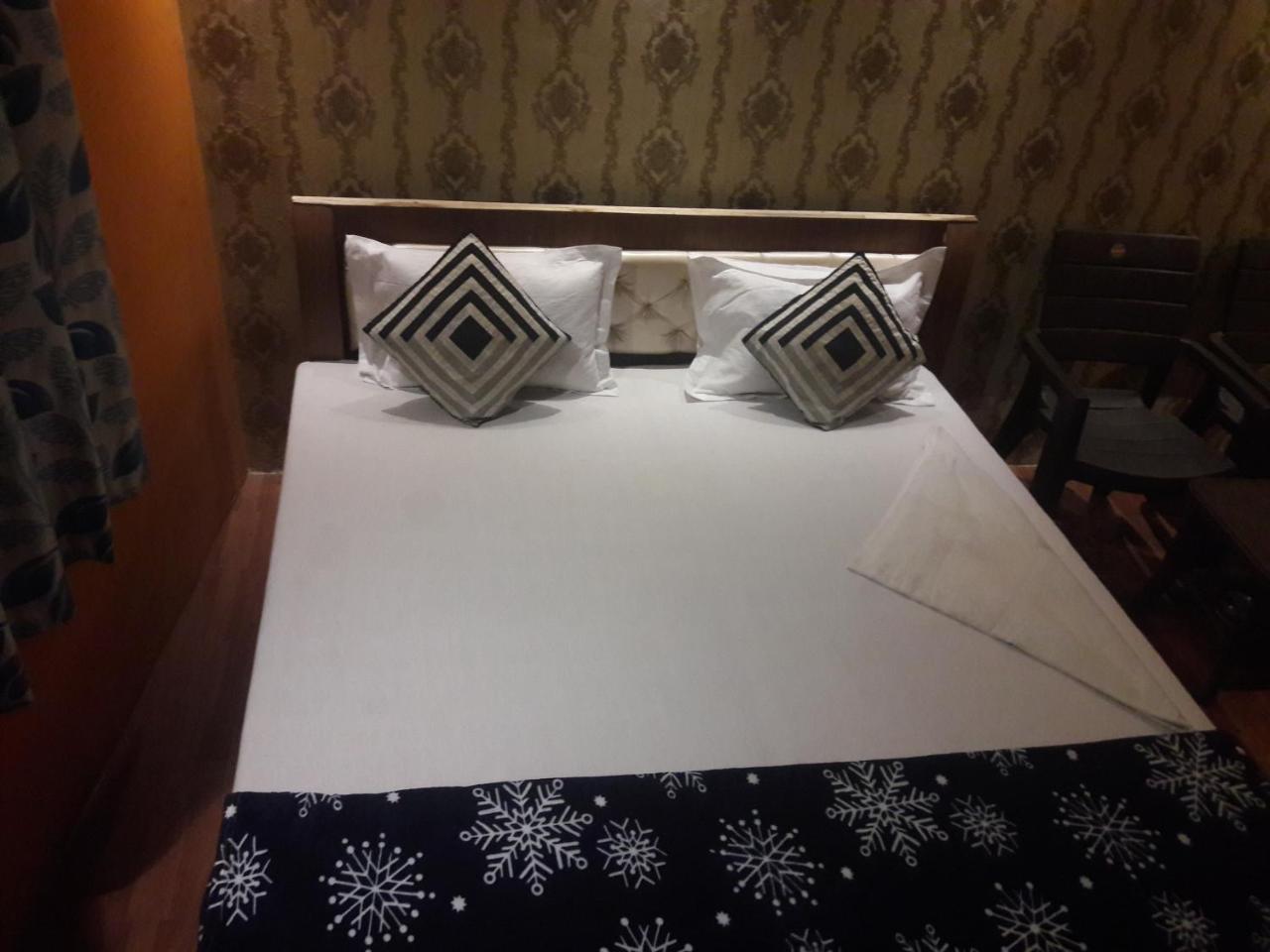 Buddha Guest House Bénarès Extérieur photo