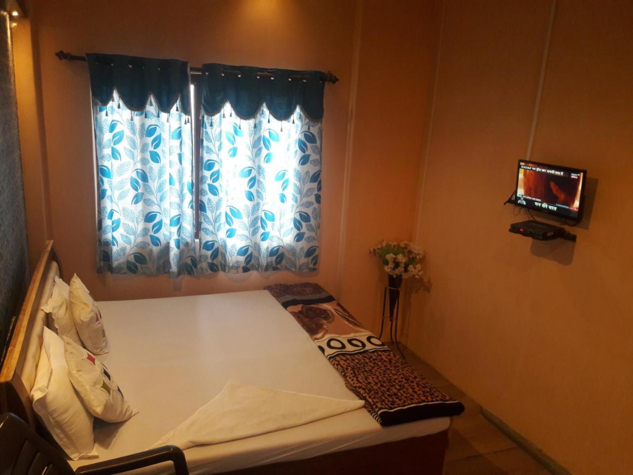 Buddha Guest House Bénarès Extérieur photo