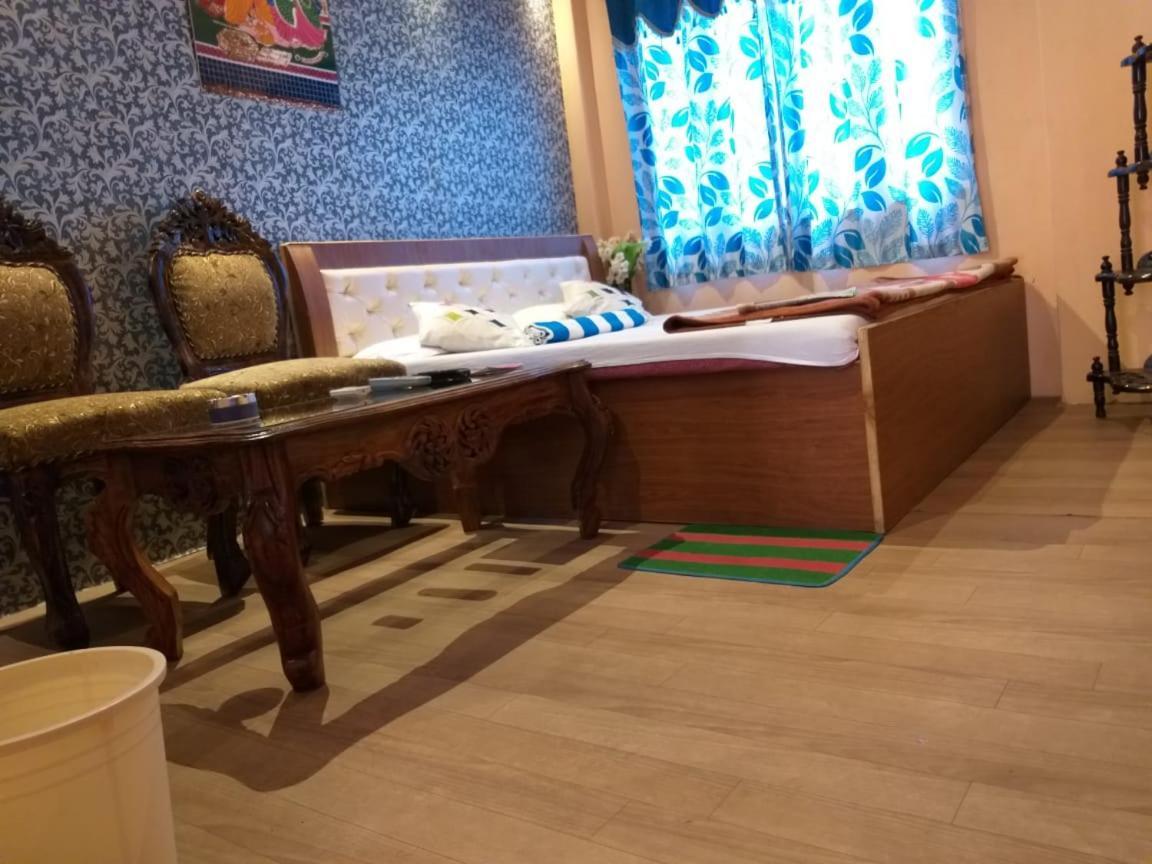 Buddha Guest House Bénarès Extérieur photo